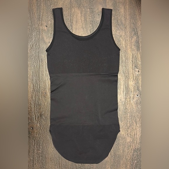 Spanx, Compression Tank Bodysuit, Black, Size Small - Picture 2 of 7